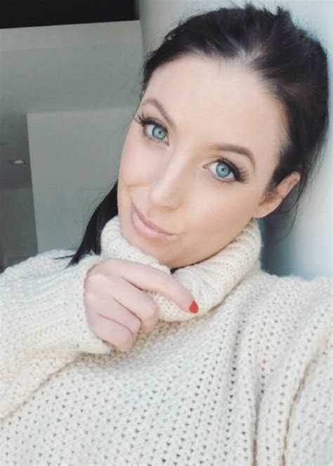 angela white eyes